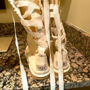 Ugg Heirloom lace up boots